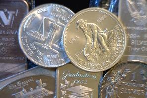 Commemorative silver rounds and bullion bars